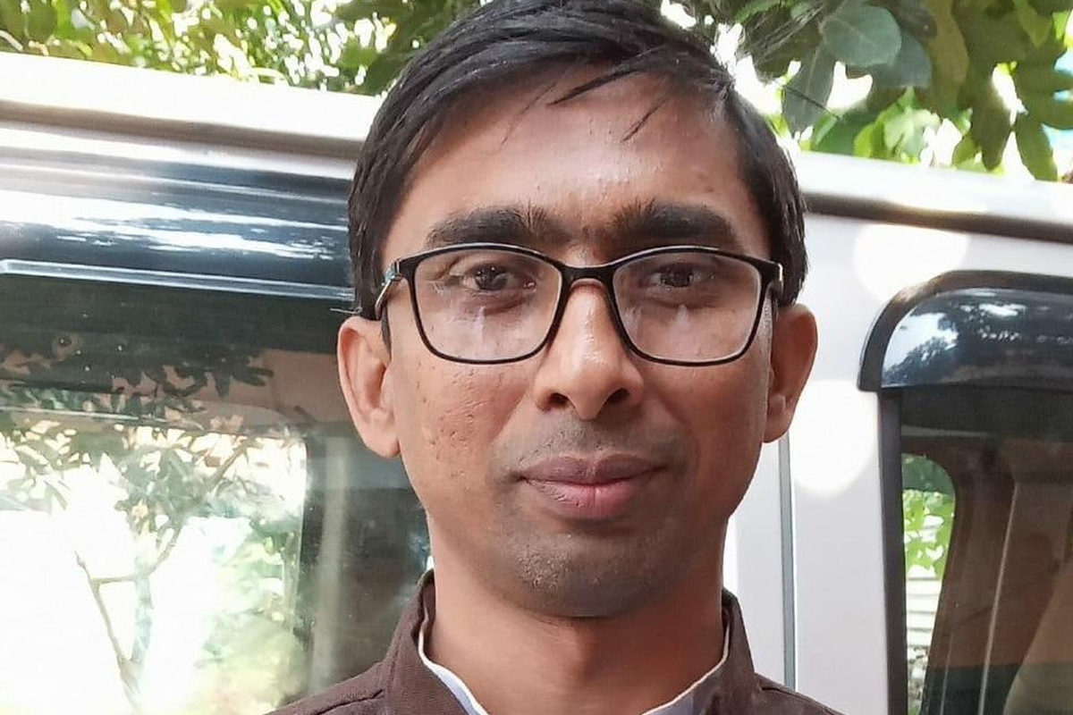 শিক্ষকতার পাশাপাশি থিয়েটারে রাজীব  নিবেদিত প্রাণ | বিজয়কুমার দাস, পর্ব -৩২